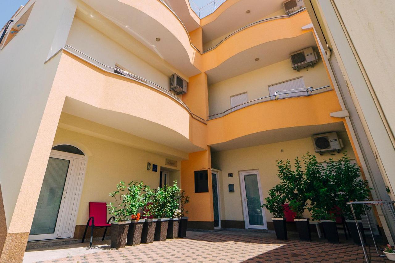 Apartments Luxur Center Baška Voda Extérieur photo