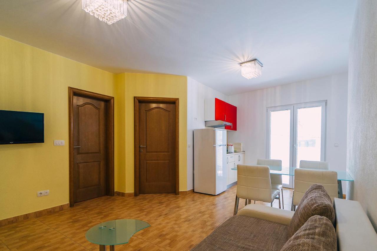 Apartments Luxur Center Baška Voda Extérieur photo