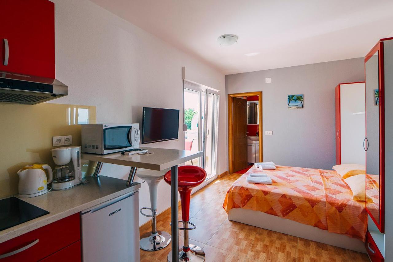 Apartments Luxur Center Baška Voda Extérieur photo