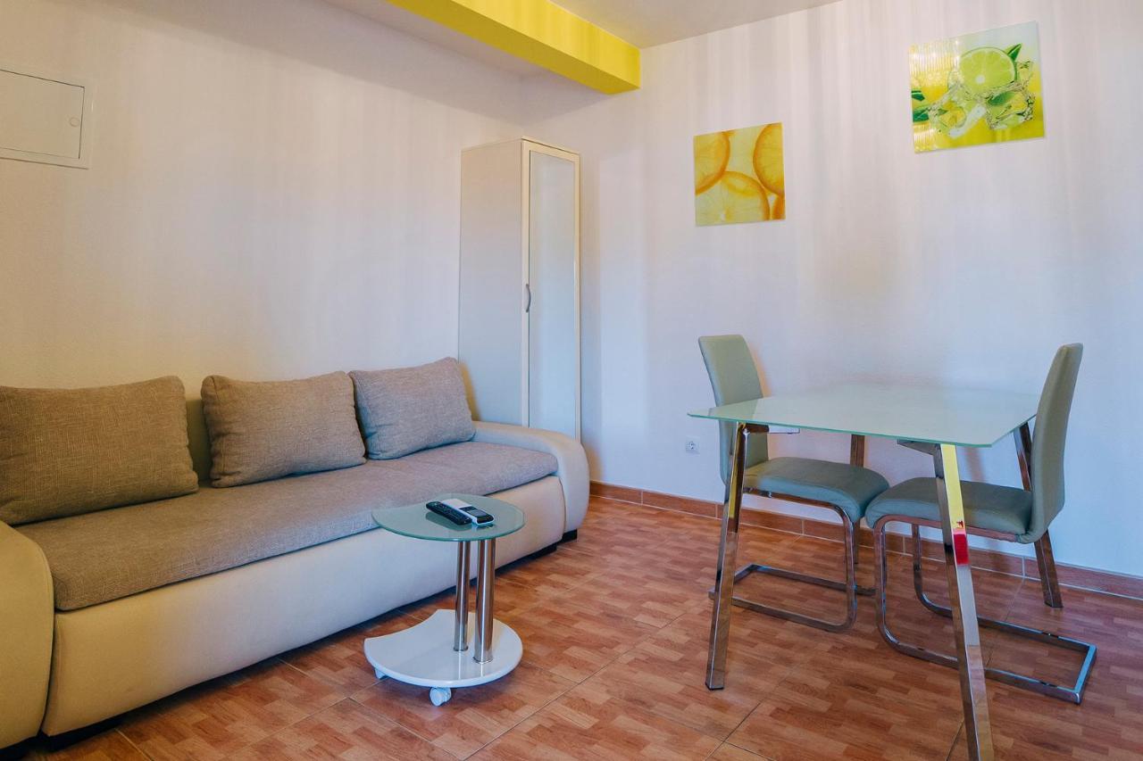 Apartments Luxur Center Baška Voda Extérieur photo