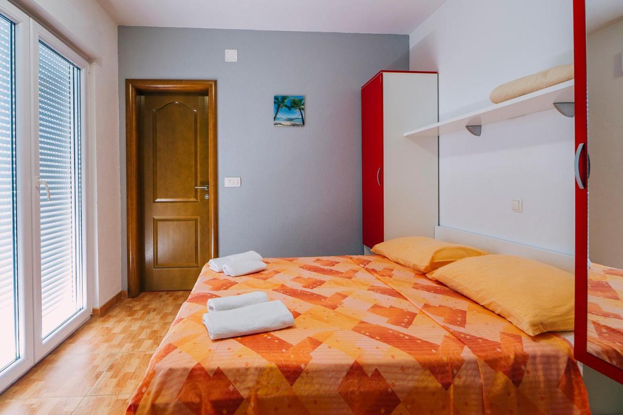 Apartments Luxur Center Baška Voda Extérieur photo